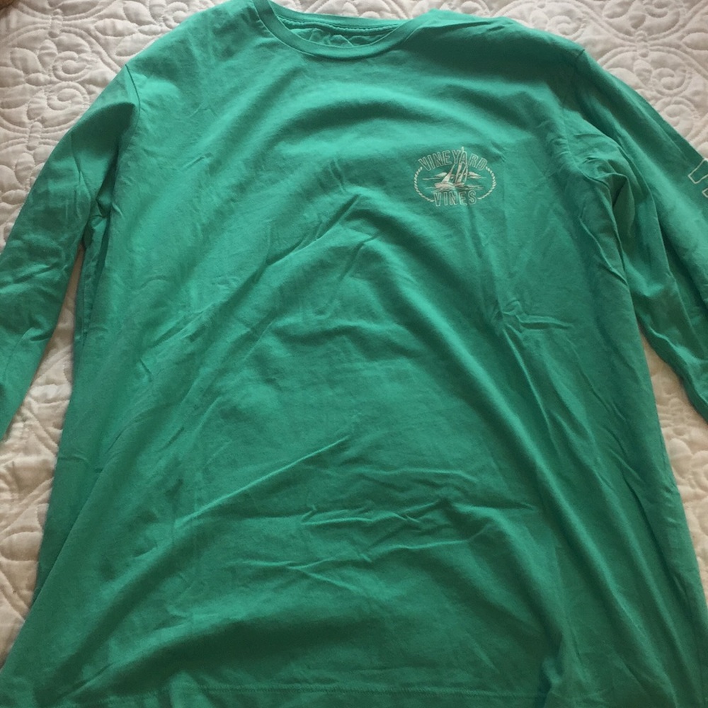 Vineyard vines long sleeve tee
